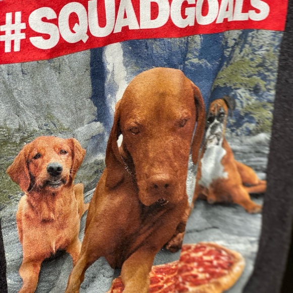 #SQUAD GOALS Dogs Graphic T-shirt - Picture 2 of 3